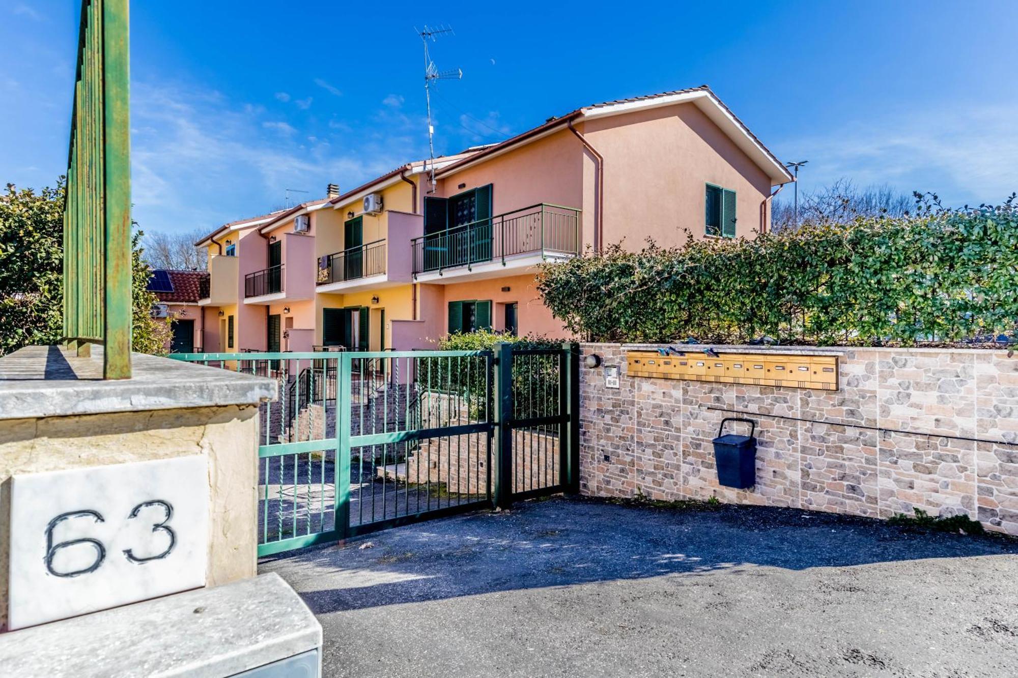 Nepi Green Apartment *